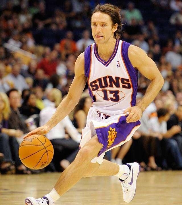 德罗西拿到执教热那亚首胜，目前带队成绩1胜2平保持不败（德罗西收获执教热那亚首胜，开局1胜2平延续不败）