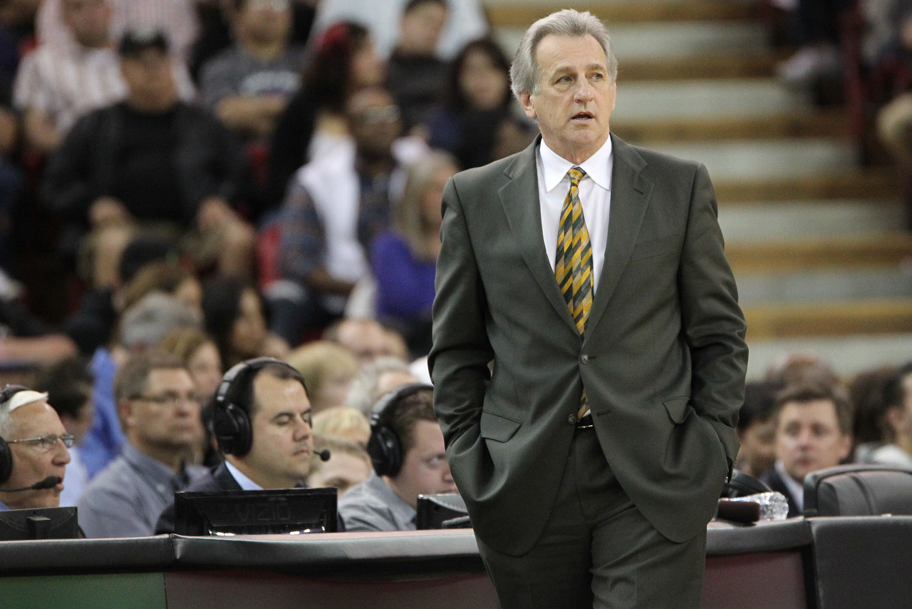 罗体：萨里向洛蒂托要求在一月引进一名高水平中场球员（罗体：萨里要求洛蒂托在冬窗引进一名高水平中场）