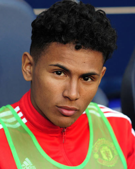 超高效率！哈里斯12中10贡献赛季新高26分（12投10中！哈里斯砍下赛季新高26分，效率惊人）