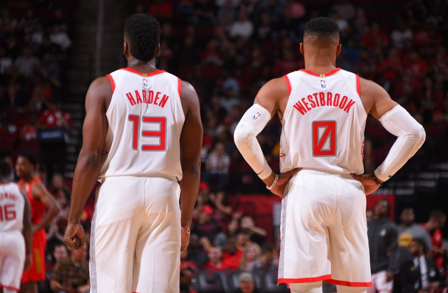 CBA广东男篮险胜辽宁男篮（CBA广东男篮惊险击败辽宁男篮）